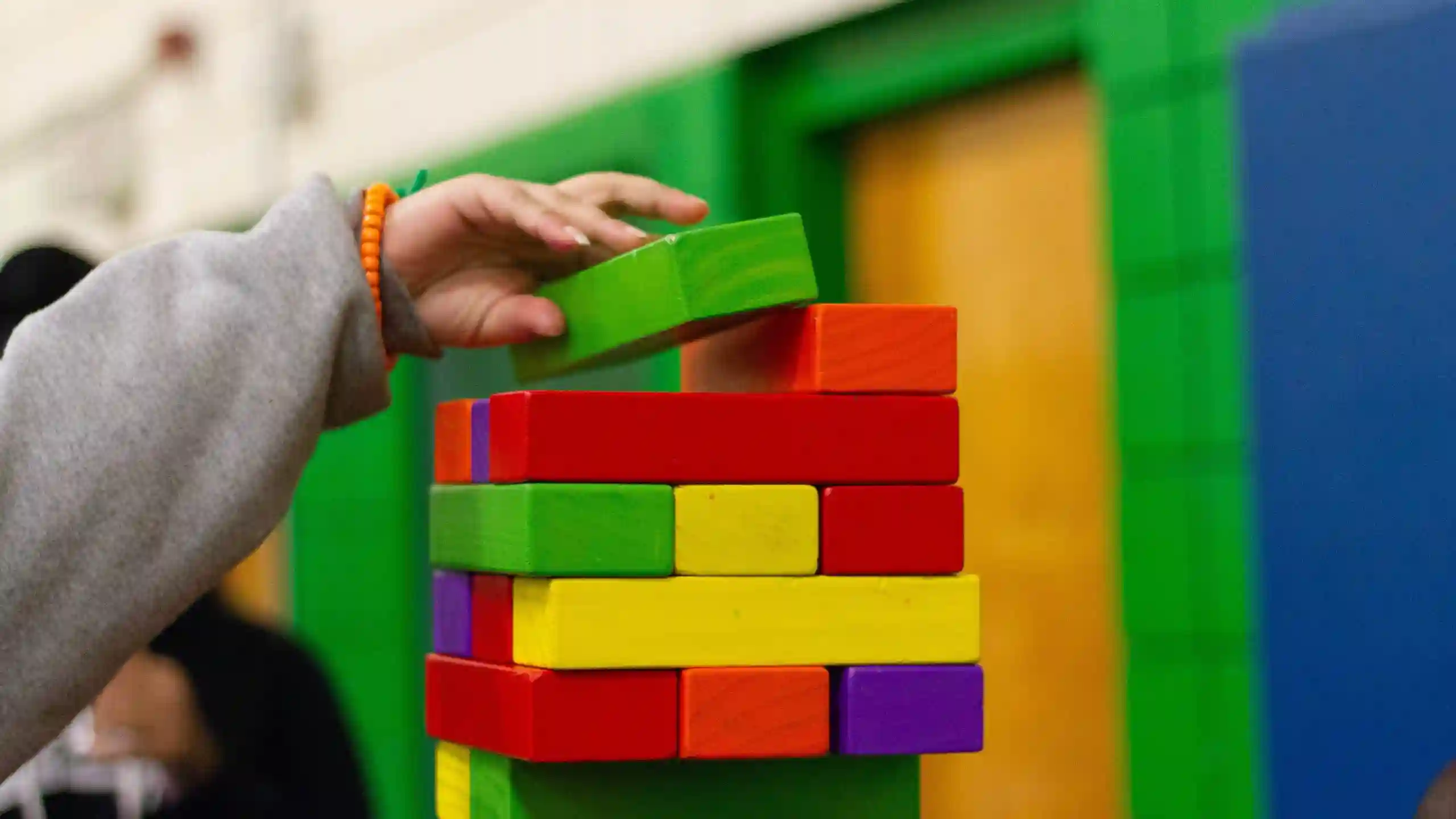 Comment devenir éducateur Montessori ?